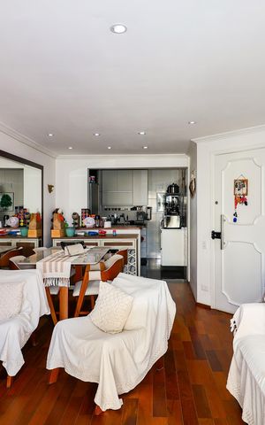 Apartamento à venda com 75m², 2 quartos e 1 vaga