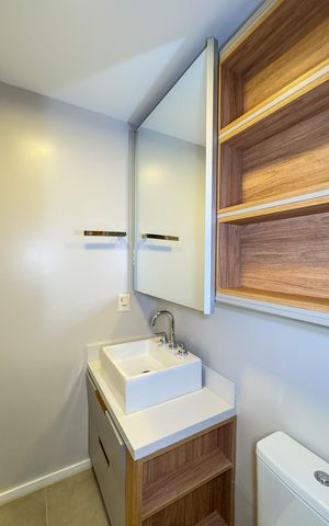 Apartamento para alugar com 167m², 3 quartos e 3 vagasBanheiro da Suíte 2