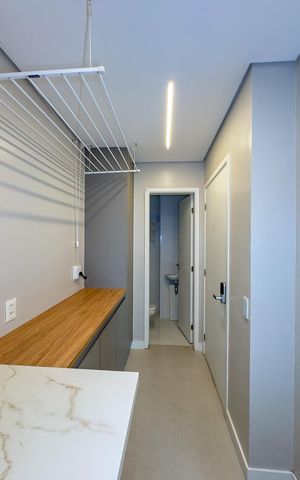 Apartamento para alugar com 167m², 3 quartos e 3 vagasÁrea de Serviço