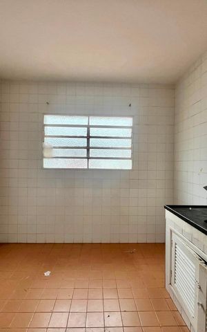 Casa à venda com 130m², 3 quartos e 4 vagas Casa à venda com 130m², 3 quartos e 4 vagasCozinha