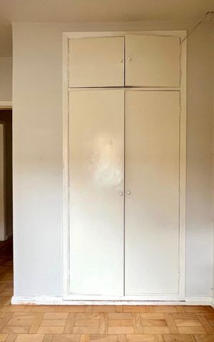 Casa à venda com 130m², 3 quartos e 4 vagas Casa à venda com 130m², 3 quartos e 4 vagasQuarto 3