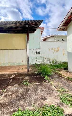 Casa à venda com 130m², 3 quartos e 4 vagas Casa à venda com 130m², 3 quartos e 4 vagasQuintal