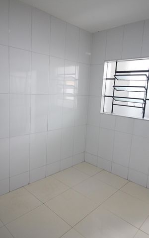 Casa à venda com 374m², 2 quartos e 1 vagaCozinha