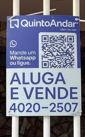 Casa à venda com 514m², 7 quartos e 4 vagas Casa à venda com 514m², 7 quartos e 4 vagasPlaca QuintoAndar
