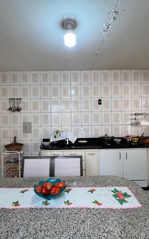 Casa para alugar com 514m², 7 quartos e 4 vagas Casa para alugar com 514m², 7 quartos e 4 vagasCozinha 2