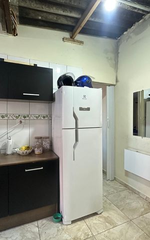 Casa à venda com 280m², 2 quartos e 2 vagasCozinha