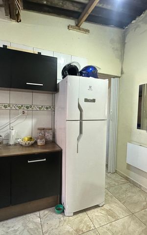 Casa à venda com 280m², 2 quartos e 2 vagasCozinha