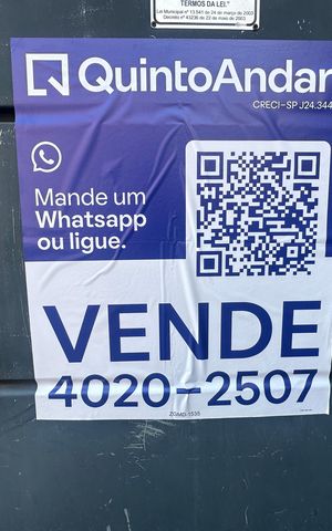 Casa à venda com 280m², 2 quartos e 2 vagasFachada