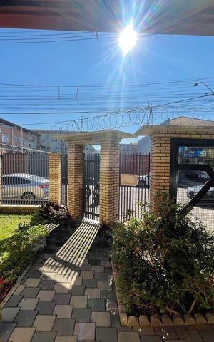 Casa à venda com 213m², 3 quartos e 1 vaga