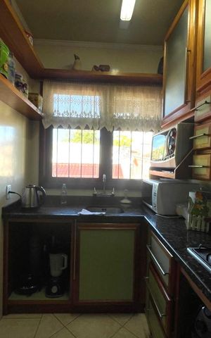 Casa à venda com 213m², 3 quartos e 1 vaga