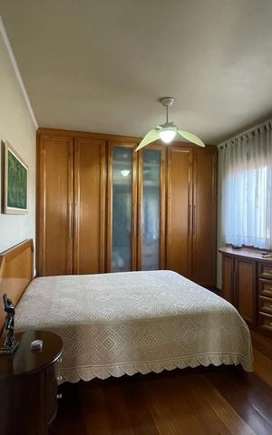 Casa à venda com 213m², 3 quartos e 1 vaga
