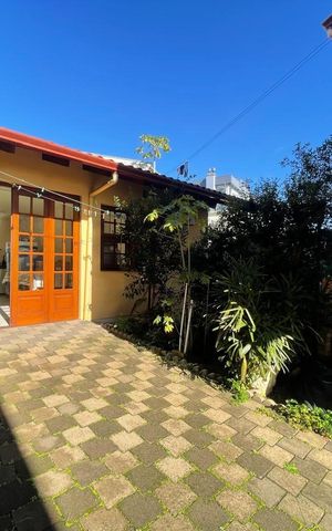 Casa à venda com 213m², 3 quartos e 1 vaga