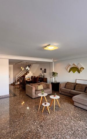 Apartamento à venda com 233m², 4 quartos e 4 vagasSala