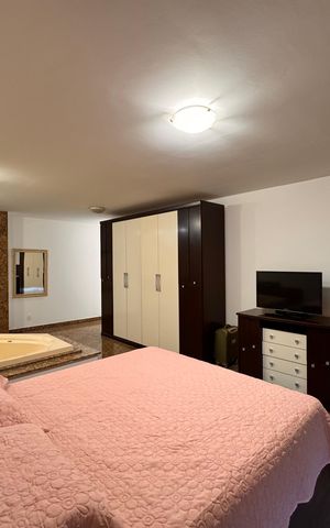 Apartamento à venda com 233m², 4 quartos e 4 vagasSuíte 3
