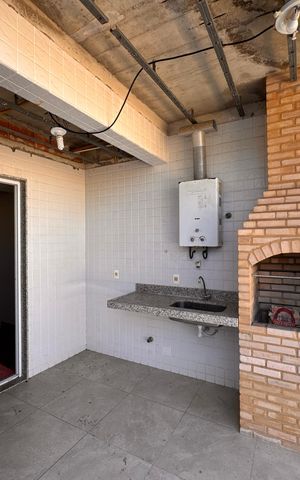 Apartamento à venda com 233m², 4 quartos e 4 vagasTerraço