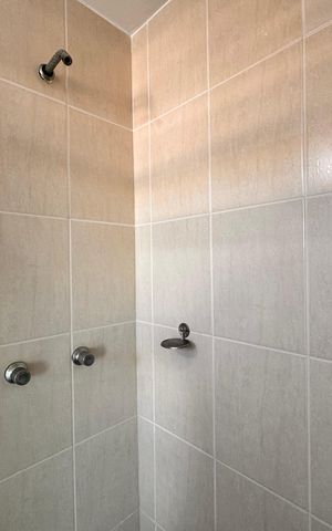 Apartamento à venda com 233m², 4 quartos e 4 vagasSuíte 2 - Banheiro