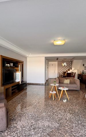 Apartamento à venda com 233m², 4 quartos e 4 vagasSala