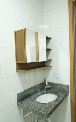 Apartamento à venda com 44m², 2 quartos e 1 vaga Apartamento à venda com 44m², 2 quartos e 1 vagaBanheiro