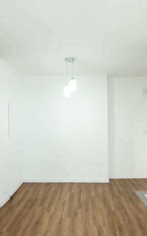 Apartamento à venda com 44m², 2 quartos e 1 vaga Apartamento à venda com 44m², 2 quartos e 1 vagaSala