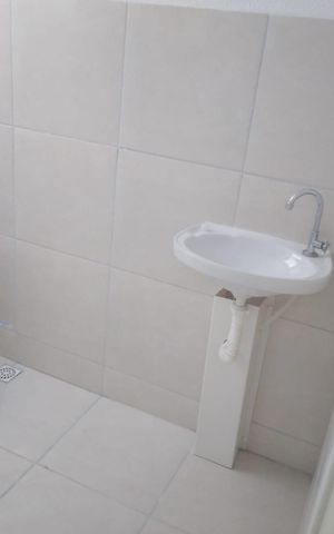 Apartamento à venda com 45m², 2 quartos e 1 vaga Apartamento à venda com 45m², 2 quartos e 1 vagaBanheiro