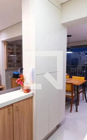 Apartamento para alugar com 58m², 2 quartos e 1 vaga