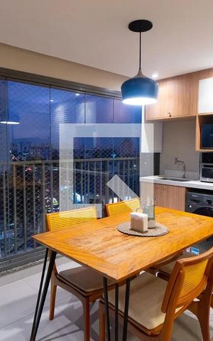 Apartamento para alugar com 58m², 2 quartos e 1 vaga