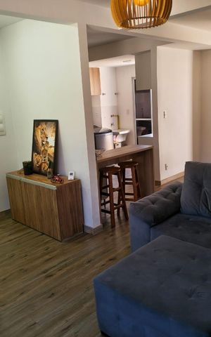 Casa de condomínio para alugar com 84m², 2 quartos e 2 vagas Casa de condomínio para alugar com 84m², 2 quartos e 2 vagasSala