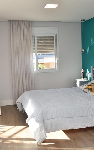Casa de condomínio à venda com 322m², 4 quartos e 4 vagas Casa de condomínio à venda com 322m², 4 quartos e 4 vagasSuíte 1