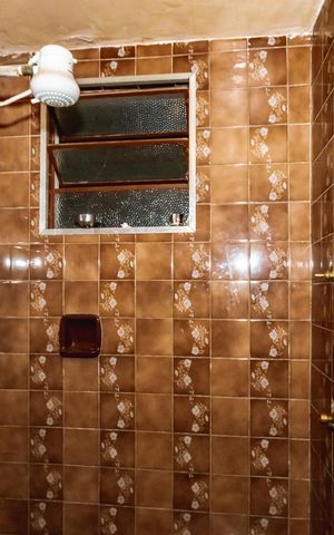 Casa à venda com 240m², 4 quartos e 2 vagasBanheiro social