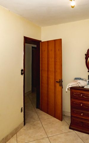 Casa à venda com 240m², 4 quartos e 2 vagasQuarto 3