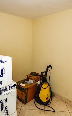 Casa à venda com 240m², 4 quartos e 2 vagasQuarto