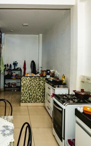 Casa à venda com 240m², 4 quartos e 2 vagasCozinha