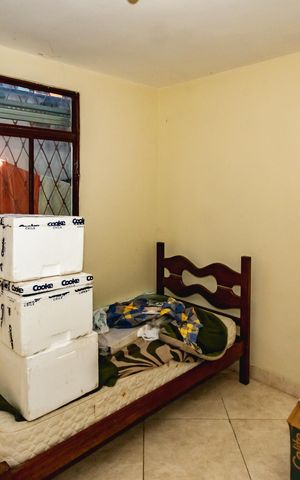 Casa à venda com 240m², 4 quartos e 2 vagasQuarto