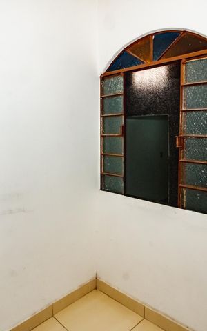 Casa à venda com 240m², 4 quartos e 2 vagasSuíte