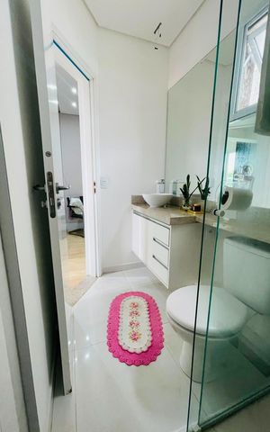 Apartamento à venda com 110m², 2 quartos e 1 vaga Apartamento à venda com 110m², 2 quartos e 1 vagaBanheiro