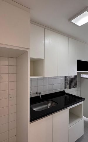 Apartamento à venda com 74m², 2 quartos e 1 vaga Apartamento à venda com 74m², 2 quartos e 1 vagaCozinha e Área de Serviço