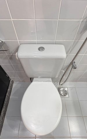Apartamento à venda com 74m², 2 quartos e 1 vaga Apartamento à venda com 74m², 2 quartos e 1 vagaSuíte - Banheiro