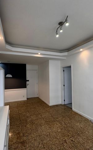 Apartamento à venda com 74m², 2 quartos e 1 vaga Apartamento à venda com 74m², 2 quartos e 1 vagaSala