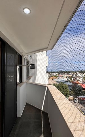 Apartamento à venda com 74m², 2 quartos e 1 vaga Apartamento à venda com 74m², 2 quartos e 1 vagaVaranda