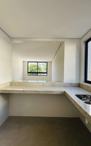 Apartamento à venda com 60m², 2 quartos e 2 vagas Apartamento à venda com 60m², 2 quartos e 2 vagasCozinha