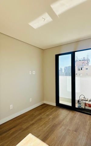 Apartamento à venda com 124m², 3 quartos e 2 vagas Apartamento à venda com 124m², 3 quartos e 2 vagasQuarto 3