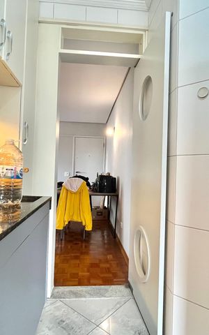 Apartamento à venda com 64m², 2 quartos e 2 vagasCozinha