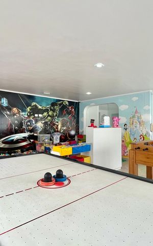 Apartamento à venda com 64m², 2 quartos e 2 vagasÁrea comum - Brinquedoteca 
