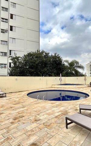 Apartamento à venda com 64m², 2 quartos e 2 vagasÁrea comum - Piscina