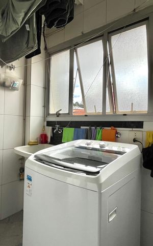Apartamento à venda com 64m², 2 quartos e 2 vagasÁrea de Serviço