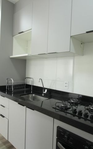 Apartamento à venda com 34m², 2 quartos e sem vaga Apartamento à venda com 34m², 2 quartos e sem vagaSala / cozinha
