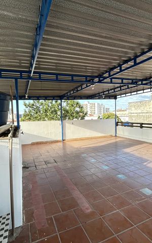Casa de condomínio à venda com 186m², 4 quartos e sem vagaTerraço