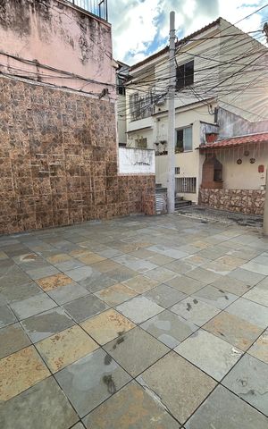 Casa de condomínio à venda com 186m², 4 quartos e sem vagaÁrea comum - Salão de festas
