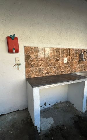 Casa de condomínio à venda com 186m², 4 quartos e sem vagaÁrea comum - Churrasqueira