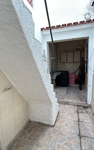 Casa de condomínio à venda com 186m², 4 quartos e sem vagaÁrea comum